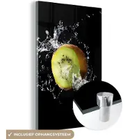 MuchoWow Glasschilderij 120x180 cm - Schilderij acrylglas - Kiwi - Fruit - Stilleven - Water - Zwart - Foto op glas - Schilderijen