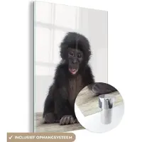 MuchoWow Glasschilderij 120x160 cm - Schilderij acrylglas - Kind - Aap - Chimpansee - Baby dieren - Jongens - Meiden - Foto op glas - Schilderijen