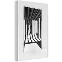 MuchoWow Wanddecoratie Metaal - Aluminium Schilderij Industrieel - Deur - Schaduw - Wit - Lijnen - 20x30 cm - Dibond - Foto op aluminium - Industriële muurdecoratie - Voor de woonkamer/slaapkamer