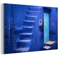 MuchoWow Wanddecoratie Metaal - Aluminium Schilderij Industrieel - Architectuur - Blauw - Trap - Deur - 180x120 cm - Dibond - Foto op aluminium - Industriële muurdecoratie - Voor de woonkamer/slaapkamer
