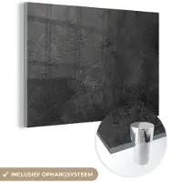 MuchoWow Glasschilderij 180x120 cm - Schilderij acrylglas - Beton - Structuur - Industrieel - Zwart - Grijs - Foto op glas - Schilderijen