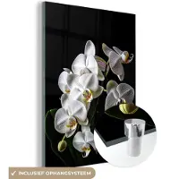 MuchoWow Glasschilderij 120x160 cm - Schilderij acrylglas - Orchidee - Bloemen - Wit - Natuur - Zwart - Foto op glas - Schilderijen