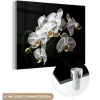 MuchoWow Glasschilderij 160x120 cm - Schilderij acrylglas - Orchidee - Bloemen - Wit - Natuur - Zwart - Foto op glas - Schilderijen
