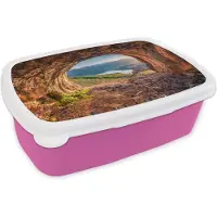 MuchoWow Broodtrommel Roze - Lunchbox - Brooddoos - Grot - Berg - Landschap - Natuur - 18x12x6 cm - Kinderen - Meisje
