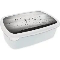 MuchoWow Broodtrommel Wit - Lunchbox - Brooddoos - Dieren - Vogels - Wolken - Zwart - Wit - 18x12x6 cm - Volwassenen