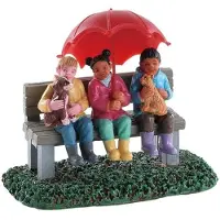 Lemax Rainy day with friends
