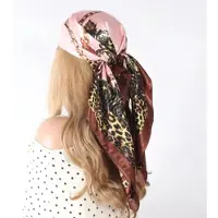 Yehwang Hoofdsjaal - Satijnen Haar Sjaal - Festival Look - Vierkante Sjaal - Fantasie - Zomer Sjaal - Haarband - Classy - Roze/Bruin- Mira
