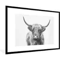 PosterMonkey Fotolijst incl. Poster Zwart Wit- Schotse hooglander - Dieren - Hoorns - Zwart wit - 120x80 cm - Posterlijst