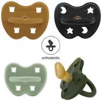 Hevea - Fopspeen - Orthondontisch - Tumeric, Black, Moss green en Deep Forest -3-36 mnd - 100%natuurrubber