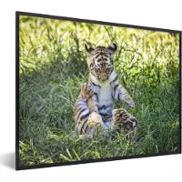 PosterMonkey Fotolijst incl. Poster - Tijger - Baby - Spelen - 40x30 cm - Posterlijst