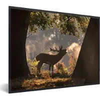 PosterMonkey Fotolijst incl. Poster - Hert - Winter - Silhouet - 40x30 cm - Posterlijst