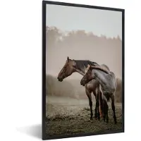 PosterMonkey Fotolijst incl. Poster - Paarden - Mist - Weide - 60x90 cm - Posterlijst