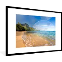 PosterMonkey Fotolijst incl. Poster - Een mooie regenboog bij Tunnels Beach op Hawaii - 120x80 cm - Posterlijst