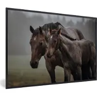 PosterMonkey Fotolijst incl. Poster - Paarden - Mist - Landschap - 120x80 cm - Posterlijst