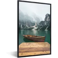 PosterMonkey Fotolijst incl. Poster - Mist - Sneeuw - Berg - Boot - 40x60 cm - Posterlijst