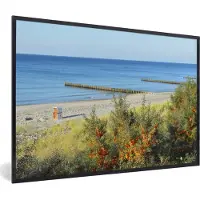 PosterMonkey Fotolijst incl. Poster - Oostzee - Strand - Bomen - 120x80 cm - Posterlijst