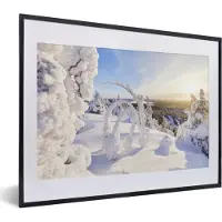 PosterMonkey Fotolijst incl. Poster - De zon schijnt op een besneeuwd winterlandschap - 40x30 cm - Posterlijst
