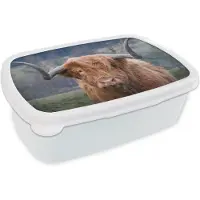 MuchoWow Broodtrommel Wit - Lunchbox - Brooddoos - Schotse Hooglander - Koeienkop - Landschap - Natuur - Koe - 18x12x6 cm - Volwassenen