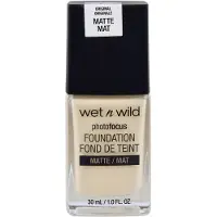 wet n wild Photo Focus Vloeibare foundation 30 ml Soft Ivory
