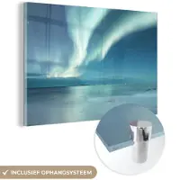 MuchoWow Glasschilderij 60x40 cm - Schilderij acrylglas - Noorderlicht - Strand - Aurora - Natuur - Foto op glas - Schilderijen
