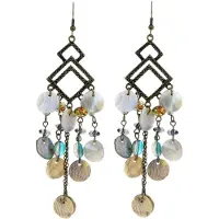 Behave - Ruitvormige oorhangers met schelpen - Boho strandstijl