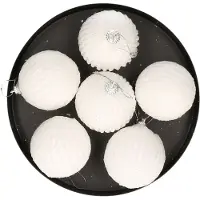 Krist+ kerstballen - 6x - wit relief - kunststof - gedecoreerd -6 cm - Kerstbal