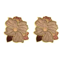 Behave - Clip oorbellen bloem bruin emaille - Goudkleur vintage look