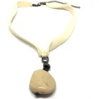 Behave Dames Ketting - Beige Steen, Bronze Kleur, Nikkelvrij