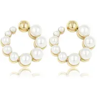 My Bendel - Oorsteker Goudkleurig met Witte Parels 13 Mm - Elegante Goudkleurige Oorsteker - met Luxe Cadeauverpakking | Sieraden Voor Dames