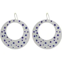 Behave - Oorbellen hangers wit met stipjes blauw - nikkelvrij - 6 cm