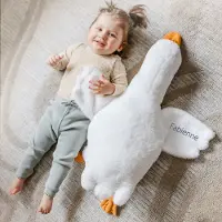 Yoursurprise Geborduurde knuffel - Gans - 77 cm