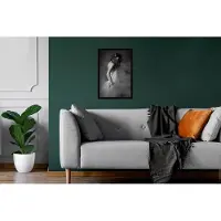 PosterMonkey Fotolijst - Poster - Zwart wit - Vrouw - Mist - 20x30 cm - Poster vrouw - Frame