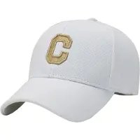 LGT JWLS Baseball Cap Geborduurde "C" - Wit & Goud