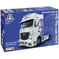 Italeri 3935 MB Actros MP4 Show GigaSpace Vrachtwagen (bouwpakket) 1:24