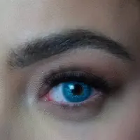 Dezzy's 5-HT -1.50 - Realistische Kleurlenzen - Blauw - Jaarlenzen - Kleurlenzen op sterkte en zonder sterkte - Dekkende/zachte lenzen - Comfortabel voor dagelijks gebruik - Halloween - Cosplay - Party