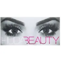 Huda Beauty - Lashes Valse Wimpers Hoodie