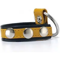 Black Label - Leren Cockstrap met Metalen Penisring - Zwart/Geel
