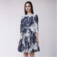 Smart & Joy Fit-and-flare cocktailjurk met geborduurd patroon