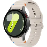Strap-it Siliconen Wave bandje - Geschikt voor Samsung Galaxy Watch 7 (40 & 44mm) / Galaxy Watch 6 (Classic) / Galaxy Watch 5 (Pro) / Galaxy Watch 4 (Classic) - sterrenlicht