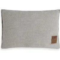 Knit Factory Jesse Sierkussen - Rechthoekig kussen - Kussen woonkamer - Bank kussen - Decoratie kussen - Iced Clay - 60x40 cm - Kussenhoes inclusief kussenvulling