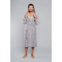 Italian Fashion Mimas Ontdek elegantie en comfort met de luxueuze badjas van , gemaakt van hoogwaardige materialen voor warmte, stijl en duurzaamheid M