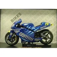Ixo Models Yamaha YZR 500 #19 O. Jacque 2002 1:24 IXO Models Blauw RAB035