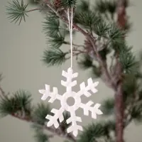 Sjaal met Verhaal Hangers Vilt Set - Witte Sneeuwvlokken - 10cm - 5 Stuks - Fairtrade