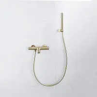 FortiFura Calvi Thermostatische badkraan met staafhanddouche, handdouchehouder en gladde doucheslang Geborsteld Messing PVD (Goud) SW720570/SW720567/SW720226/SW728176