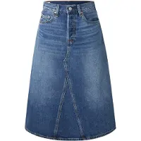 Levi's Rok | 36 | female
