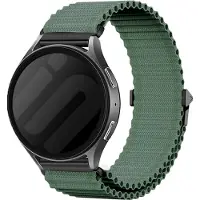 Strap-it 22mm outdoor nylon bandje geschikt voor Samsung Galaxy Watch 3 45mm / Galaxy Watch 46mm / Gear S3 Classic & Frontier - Polar Vantage M / M2 / V3 / Grit X - Garmin Vivoactive 4 (donkergroen)
