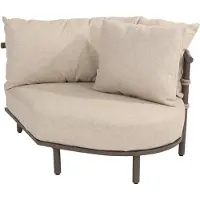 4 Seasons Outdoor Ezra love island terre