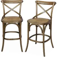 Sweeek Set van 2 vintage bruine houten bistro barkrukken met voetsteunen