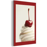 MuchoWow Aluminium schilderij 20x30 cm - Wanddecoratie metaal - Cupcake - Kers - Rood - Metalen muurdecoratie woonkamer - Decoratie industrieel - Foto op dibond - Industriële accessoires slaapkamer