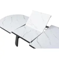 Vente-unique Verlengbare eettafel 6 tot 10 plaatsen van mdf en metaal - Wit en zwart marmereffect - KORIZEA
